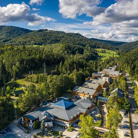 Hotel Czarny Potok Resort Spa & Conference クリニツァ・ズドルイ エクステリア 写真