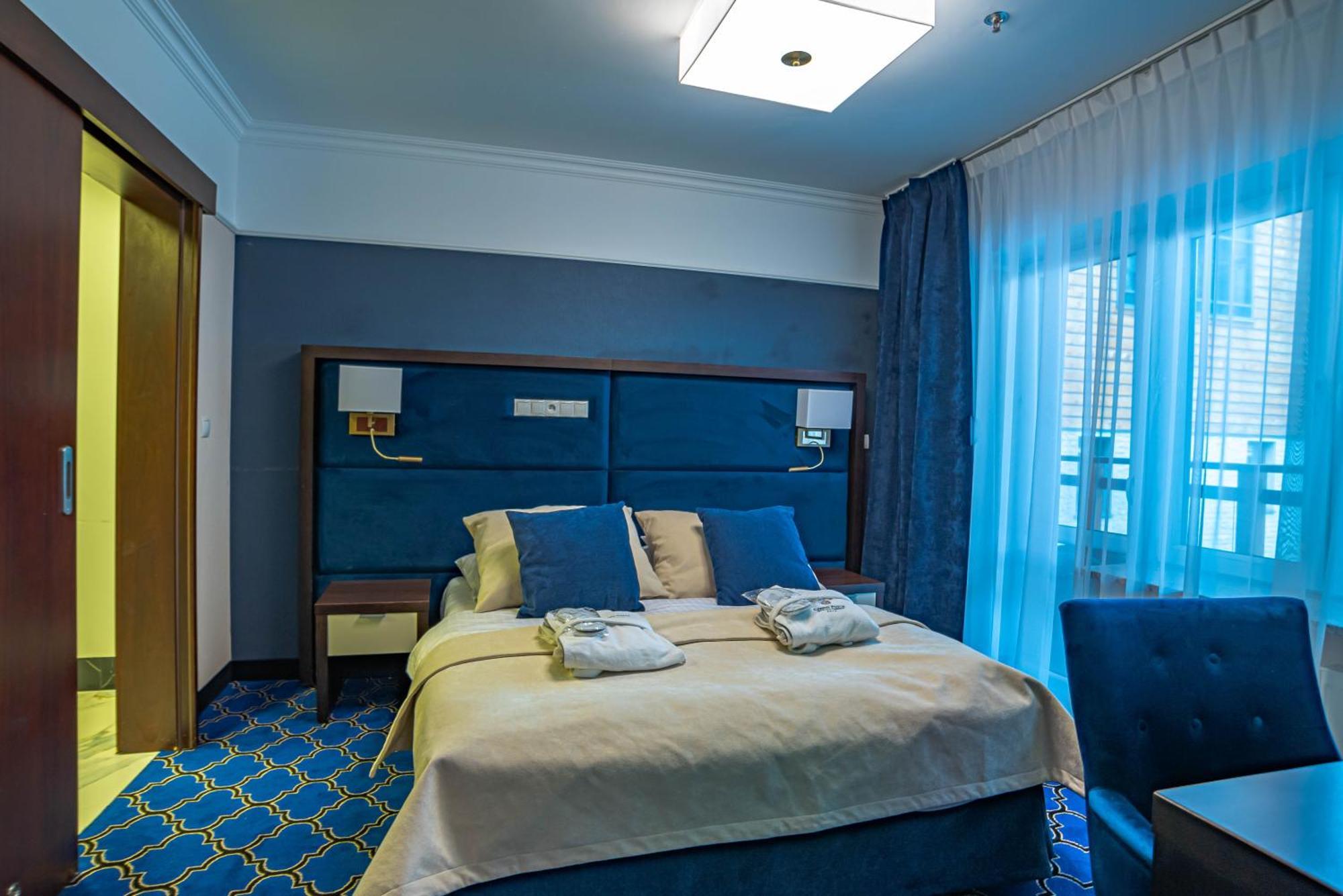 Hotel Czarny Potok Resort Spa & Conference クリニツァ・ズドルイ エクステリア 写真
